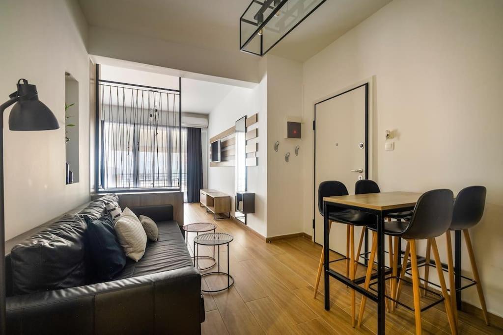 Super Stylish Apartments In The Heart Of Athens! Ngoại thất bức ảnh