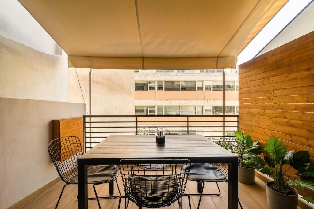 Super Stylish Apartments In The Heart Of Athens! Ngoại thất bức ảnh